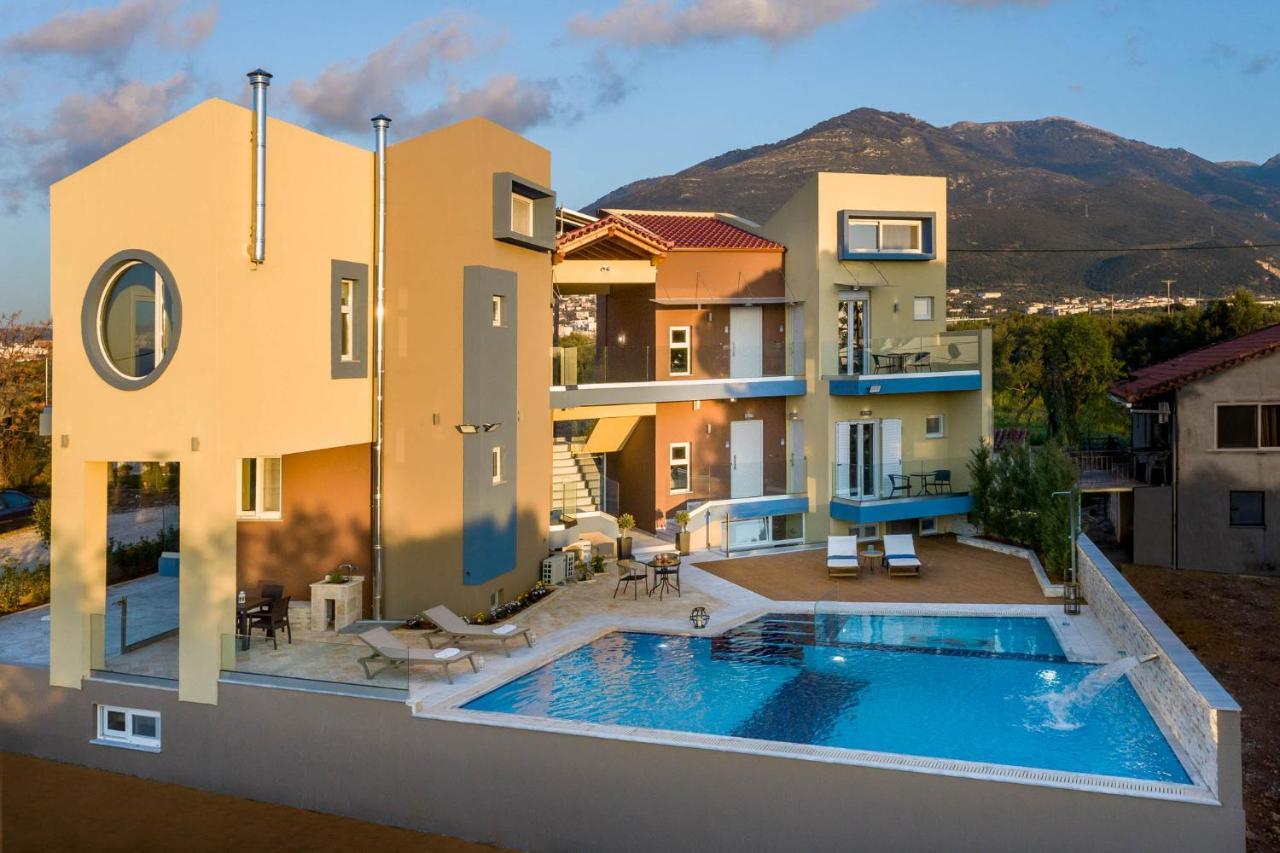 Diamond Kyparissia Suites Экстерьер фото